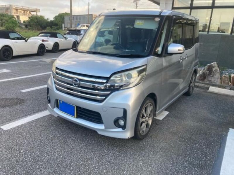 NISSAN DAYZ ROOX