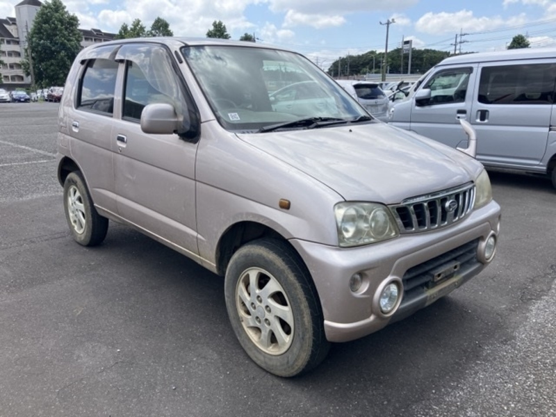 DAIHATSU TERIOS KID