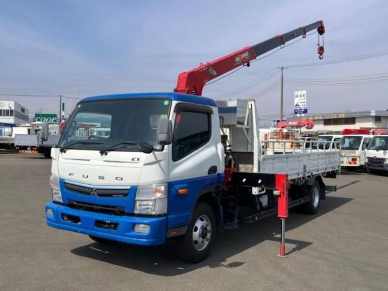 MITSUBISHI CANTER
