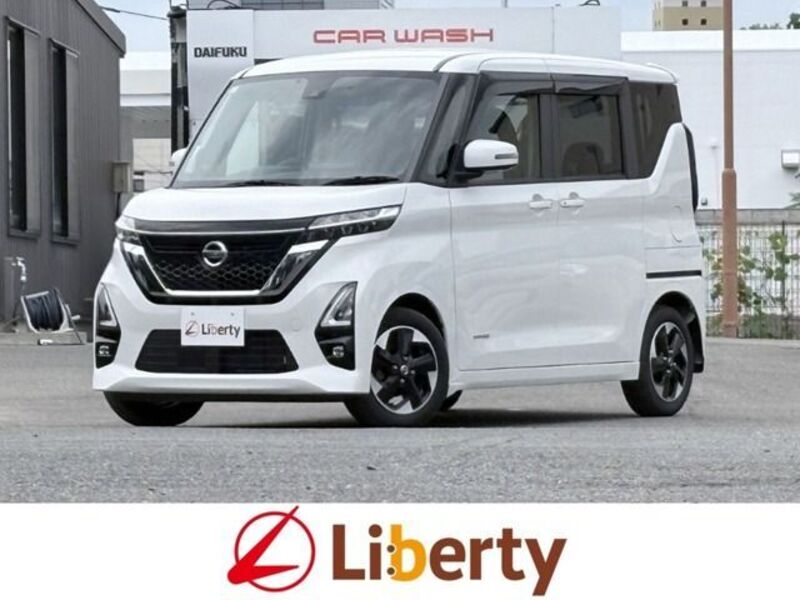 NISSAN ROOX