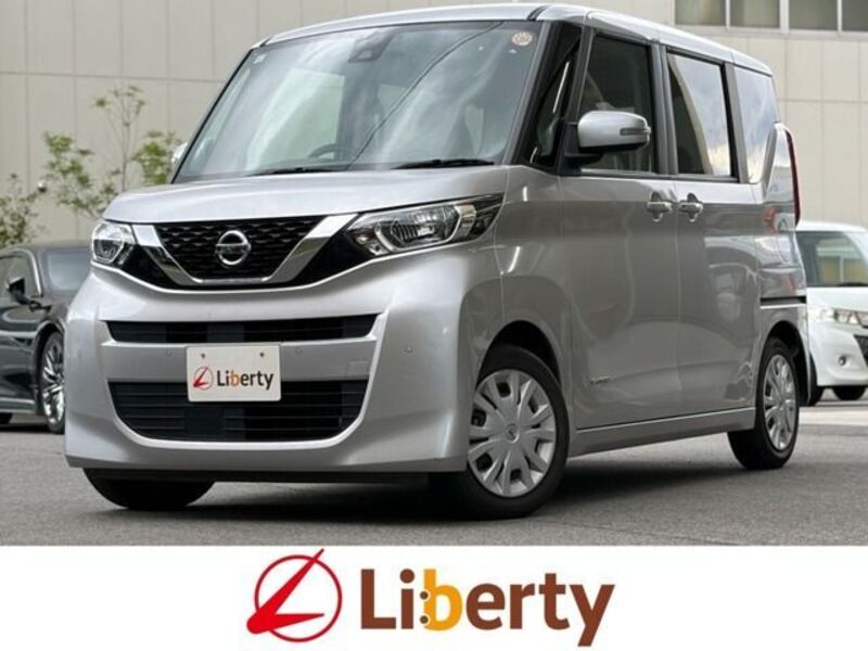NISSAN ROOX