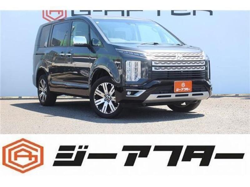 MITSUBISHI DELICA D5