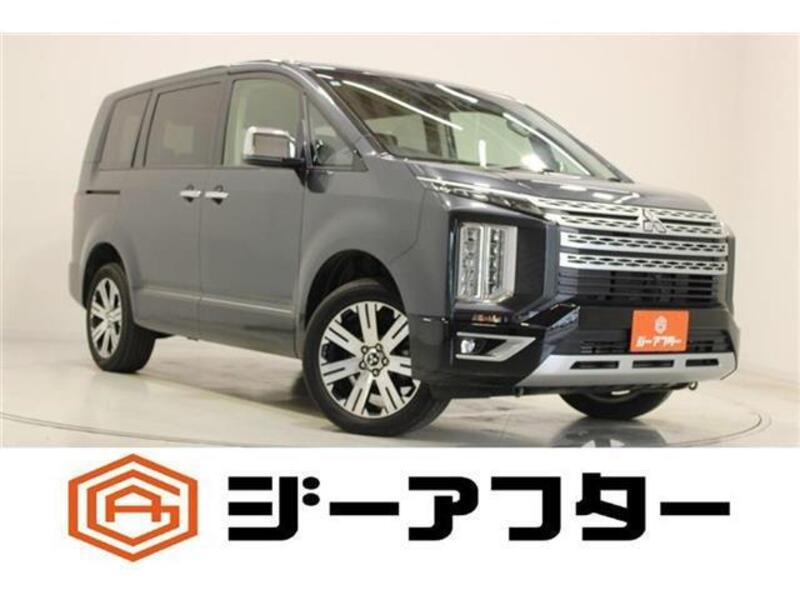 MITSUBISHI DELICA D5