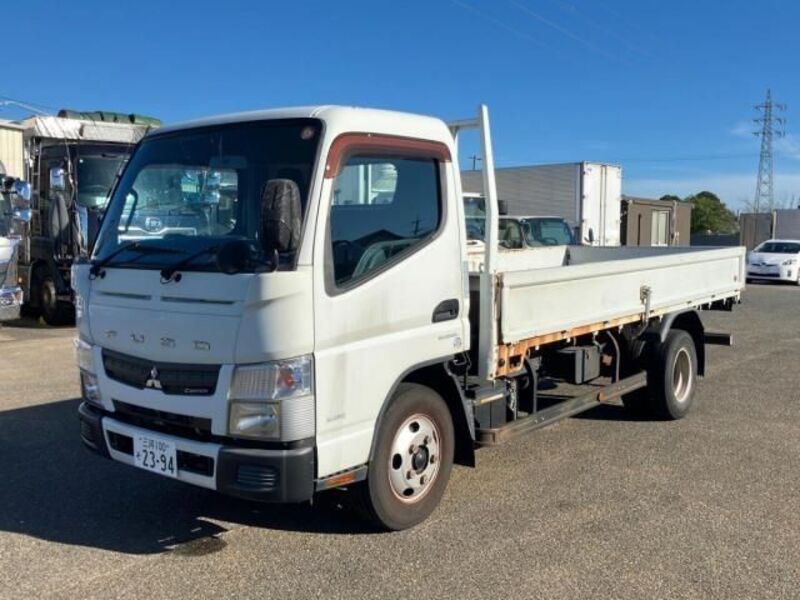 MITSUBISHI CANTER