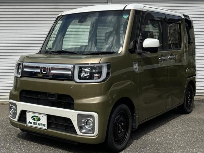 DAIHATSU WAKE