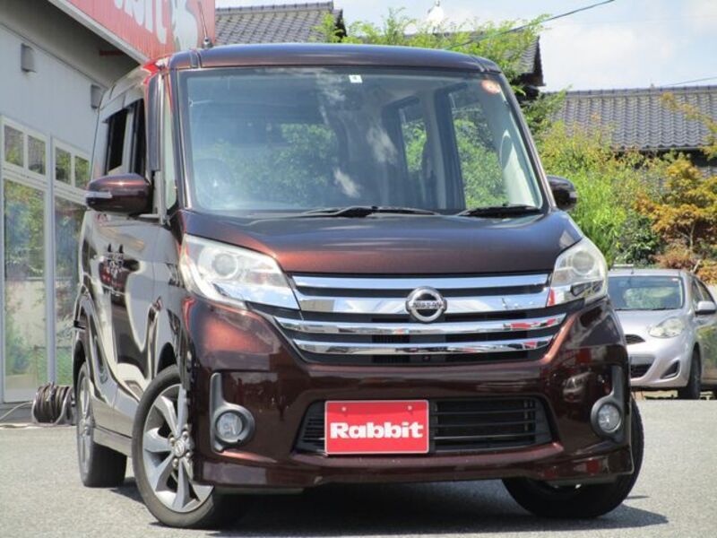 NISSAN DAYZ ROOX