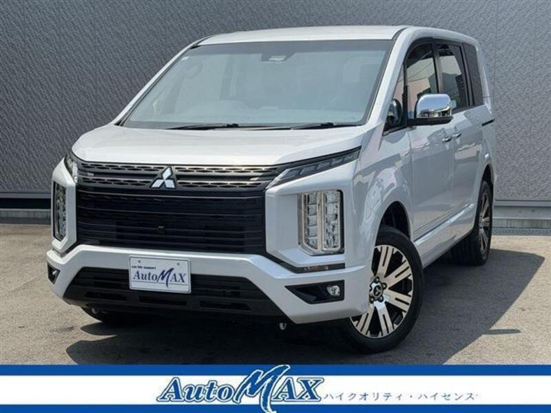 MITSUBISHI DELICA D5