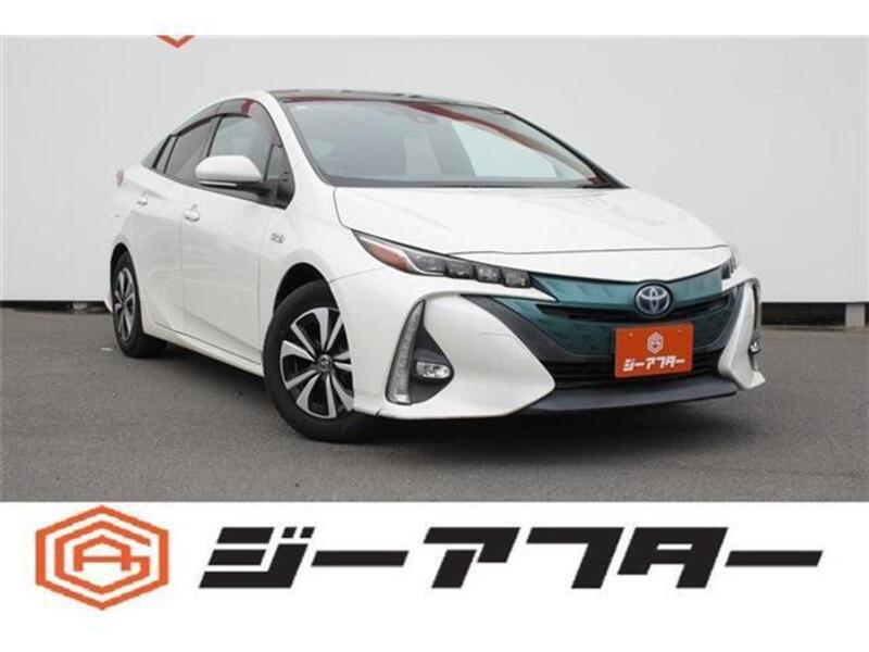 TOYOTA PRIUS PHV