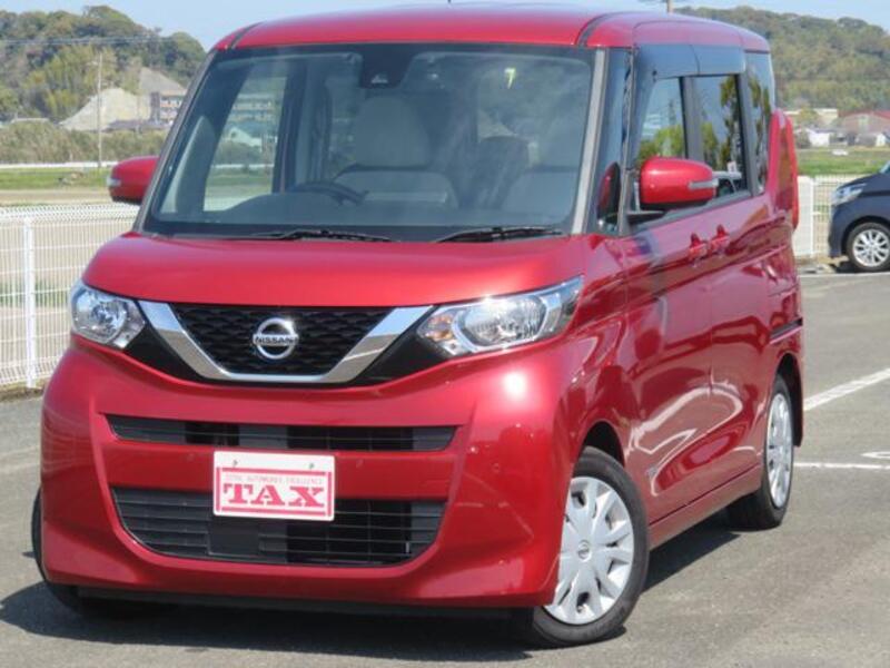 NISSAN ROOX