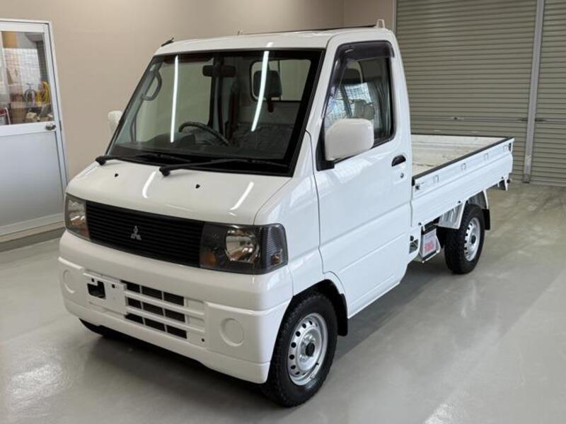 MITSUBISHI MINICAB TRUCK