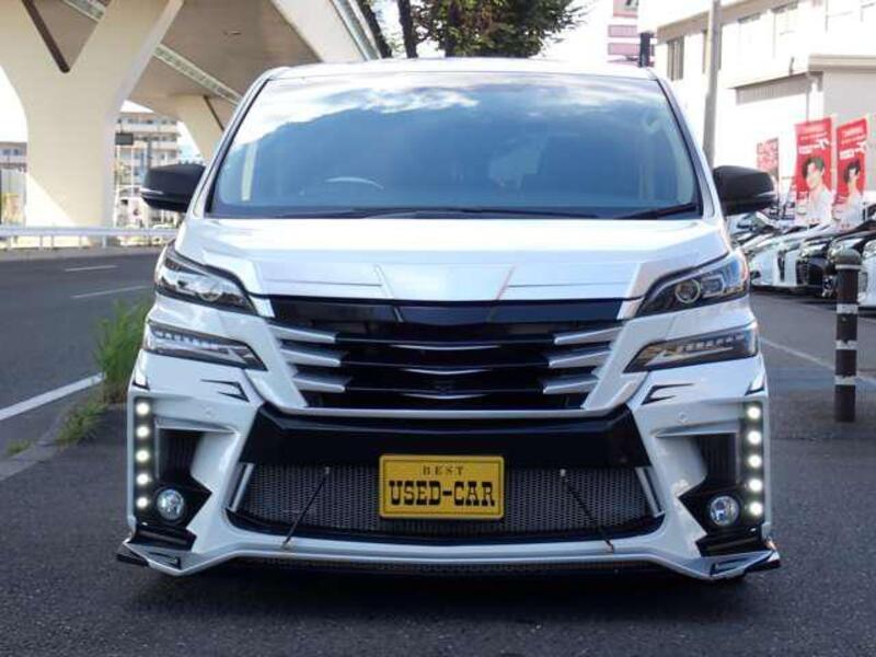 TOYOTA VELLFIRE