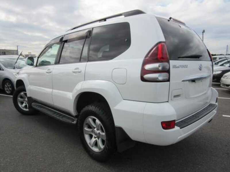 LAND CRUISER PRADO-6