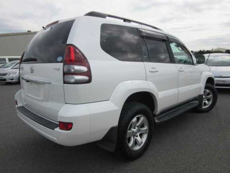 LAND CRUISER PRADO-7