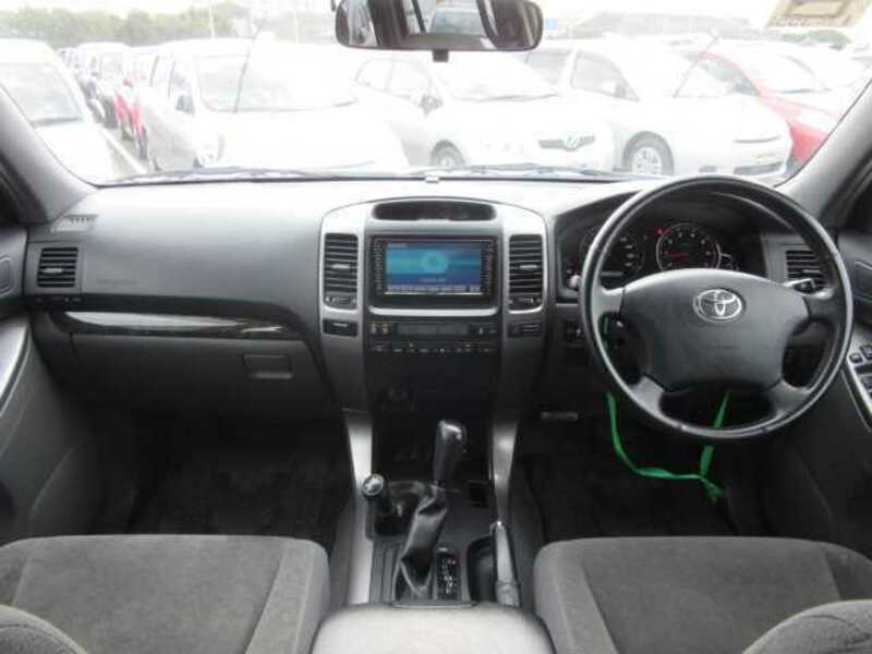 LAND CRUISER PRADO-11