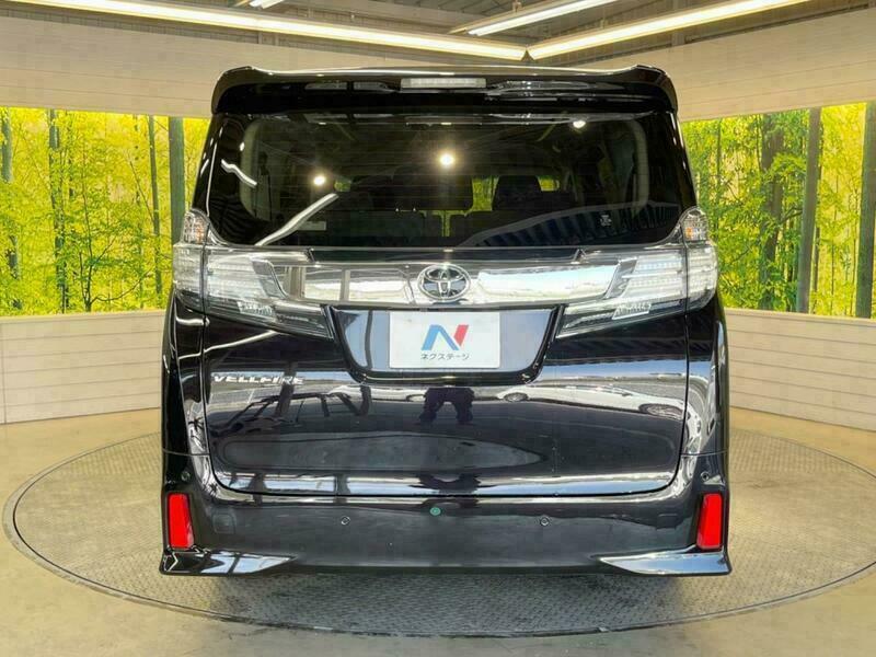 VELLFIRE-13