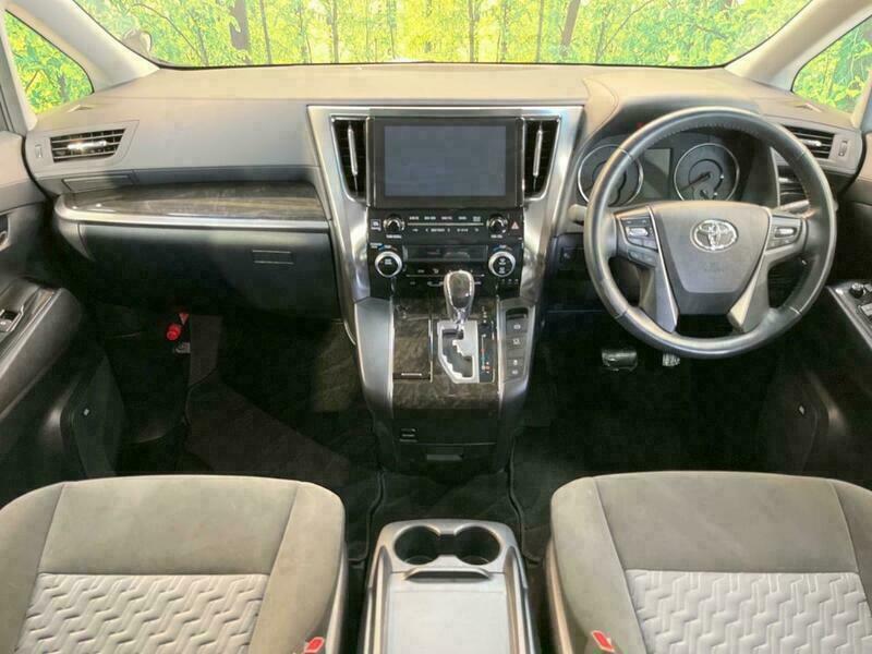 VELLFIRE-61