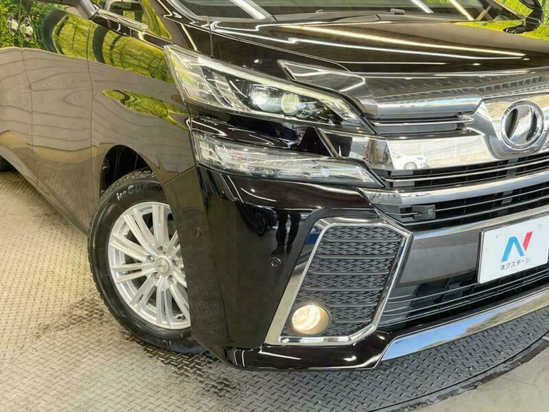 VELLFIRE-41