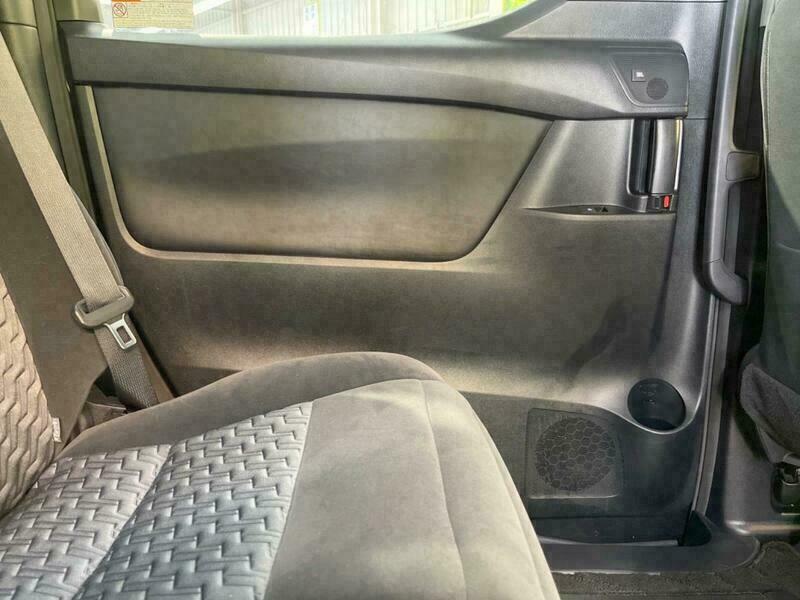 VELLFIRE-59