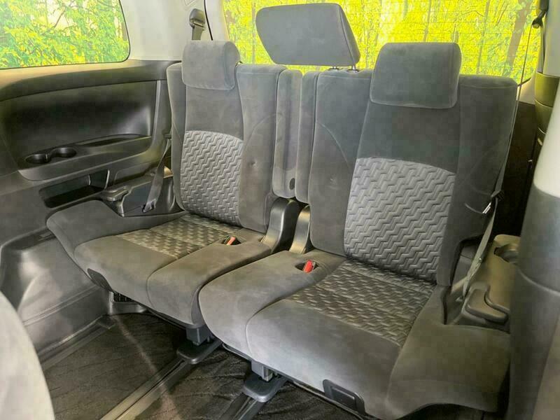 VELLFIRE-37