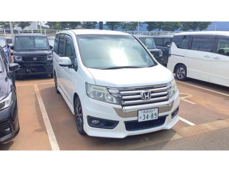 HONDA STEPWAGON SPADA