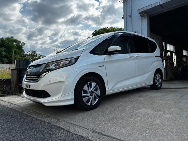 HONDA FREED HYBRID