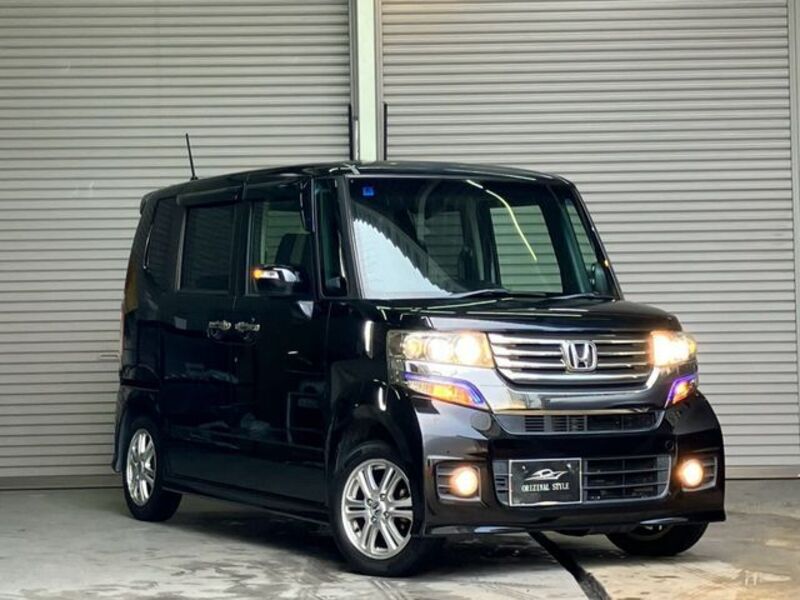 HONDA N BOX CUSTOM