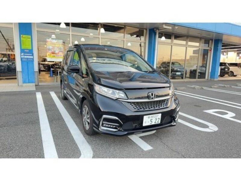 HONDA FREED HYBRID