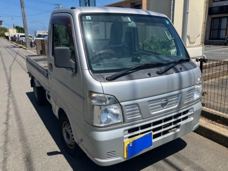 NISSAN NT100 CLIPPER