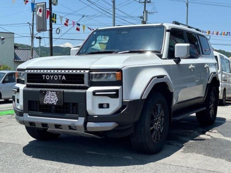 TOYOTA LAND CRUISER 250