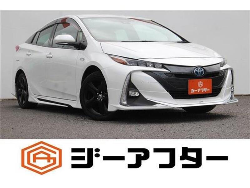TOYOTA PRIUS PHV