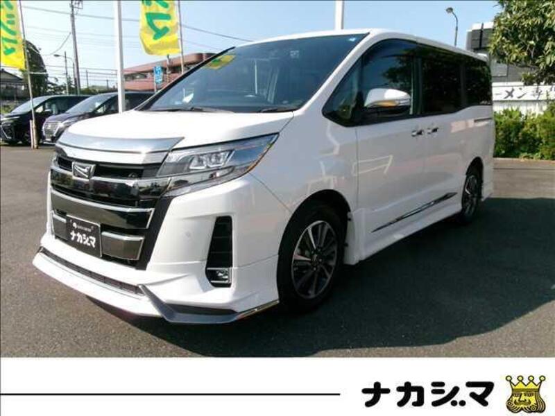 TOYOTA NOAH