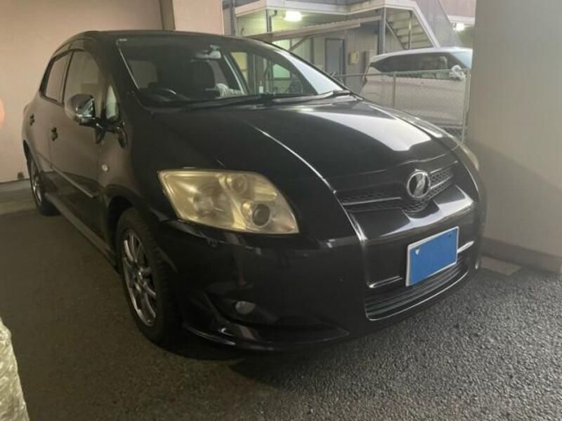 TOYOTA AURIS