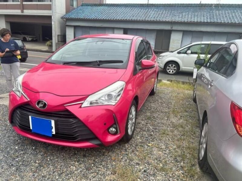 TOYOTA VITZ