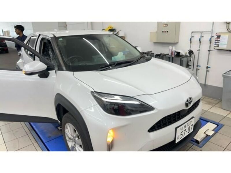 TOYOTA YARIS CROSS