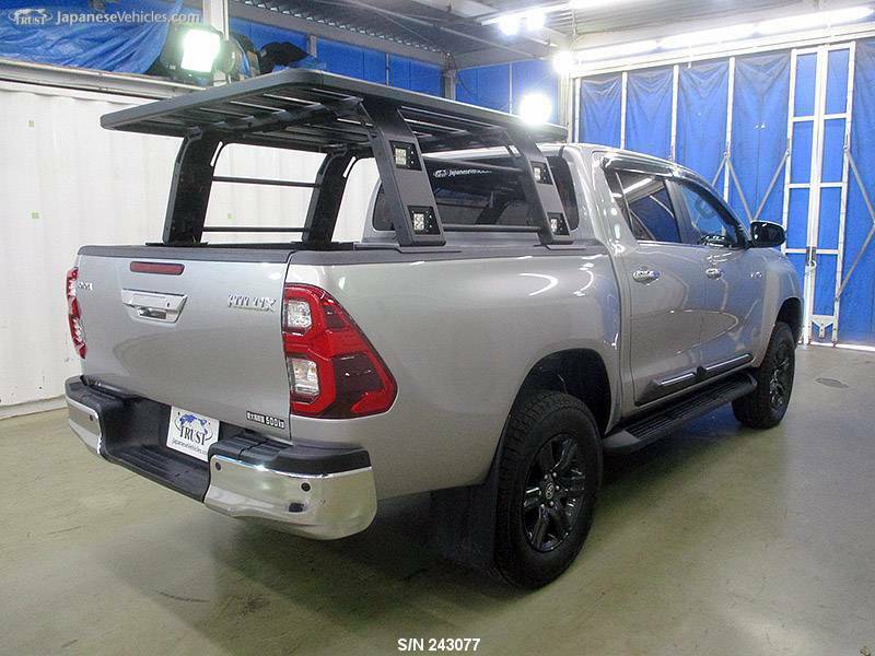 HILUX