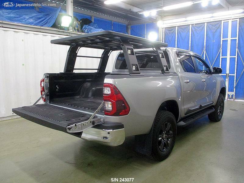 HILUX