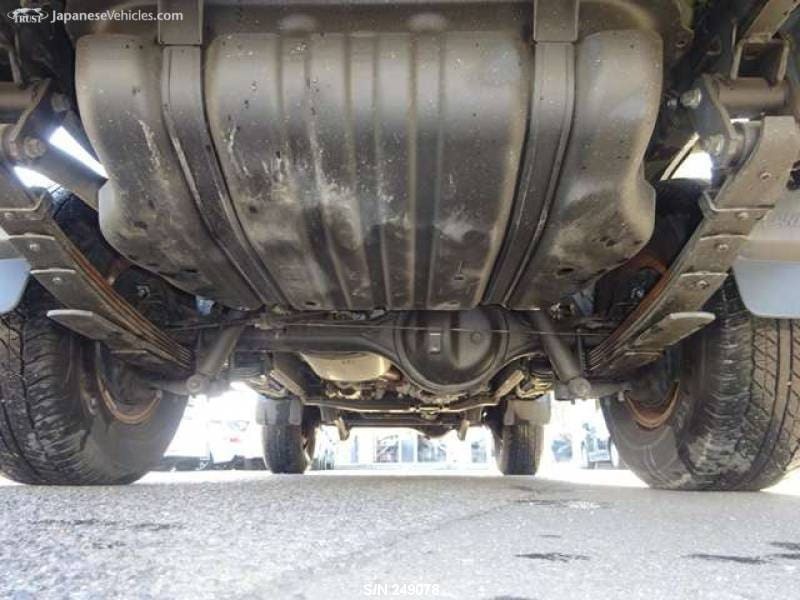 LAND CRUISER