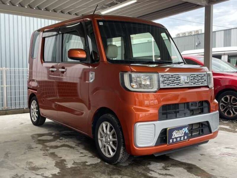 DAIHATSU WAKE
