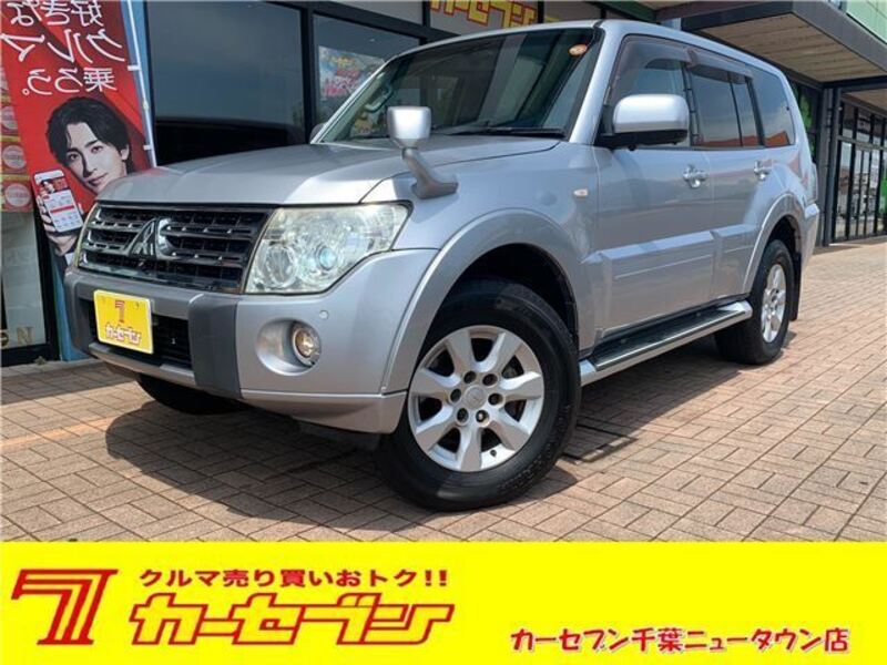 MITSUBISHI PAJERO
