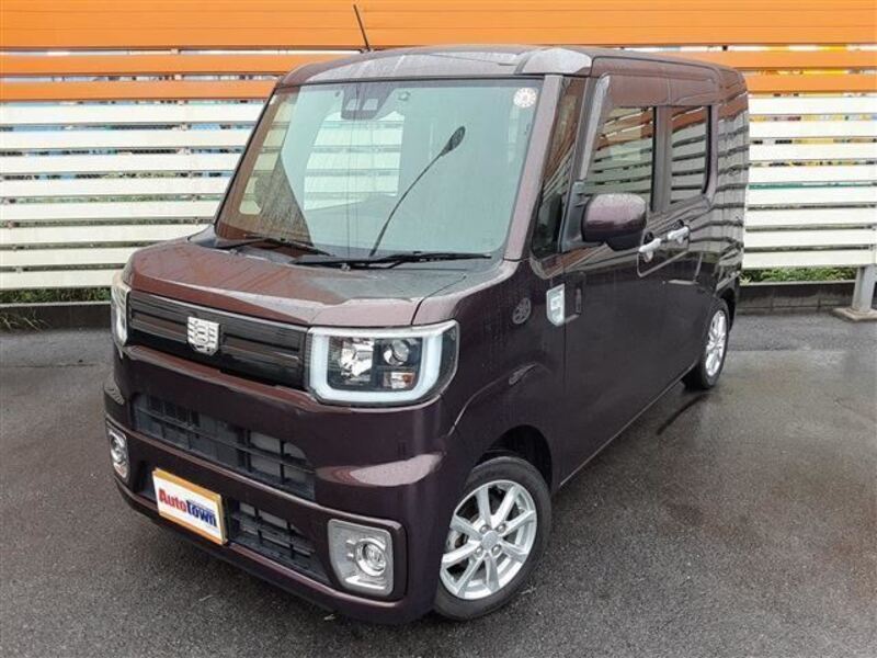 DAIHATSU WAKE