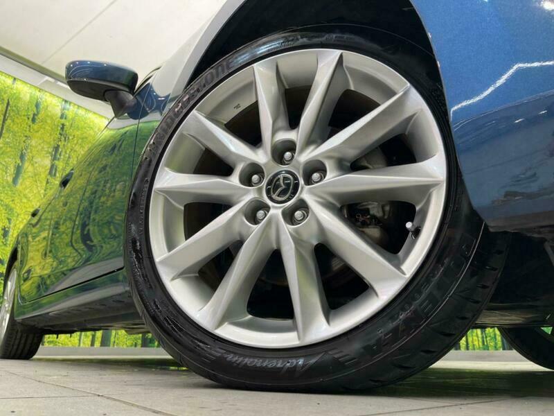 Axela Sport