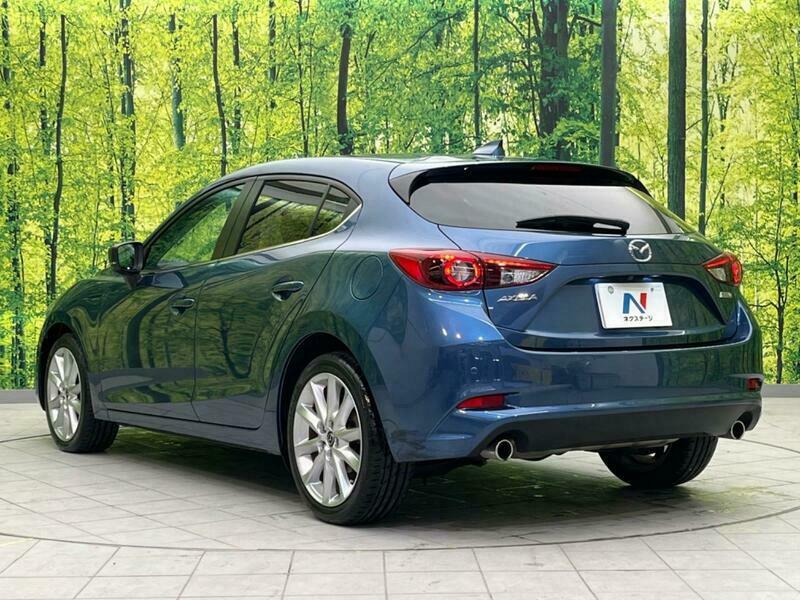 Axela Sport