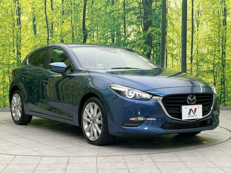 Axela Sport