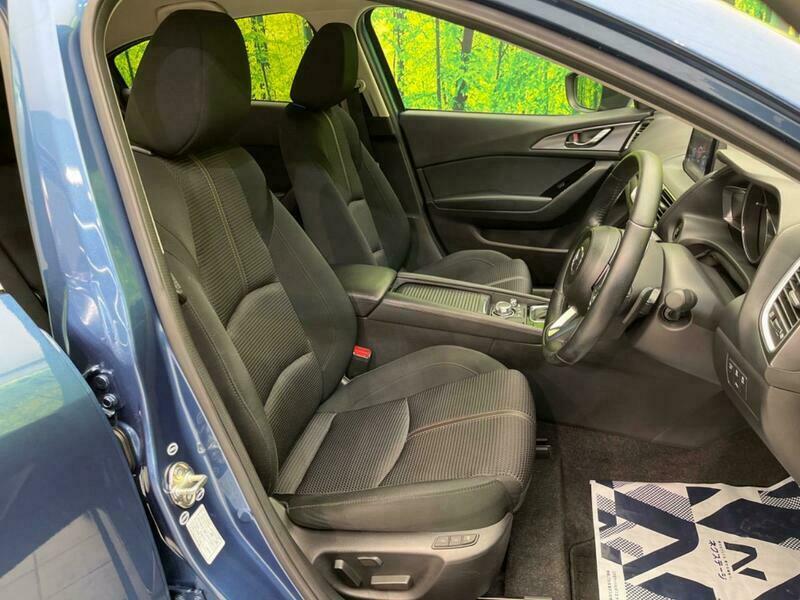 Axela Sport