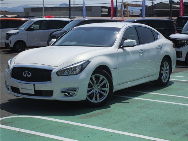 NISSAN FUGA HYBRID
