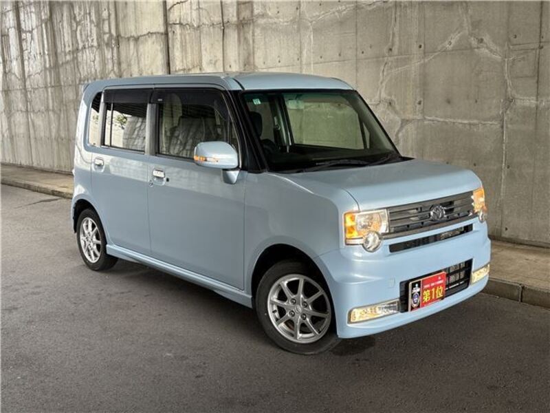 TOYOTA PIXIS SPACE
