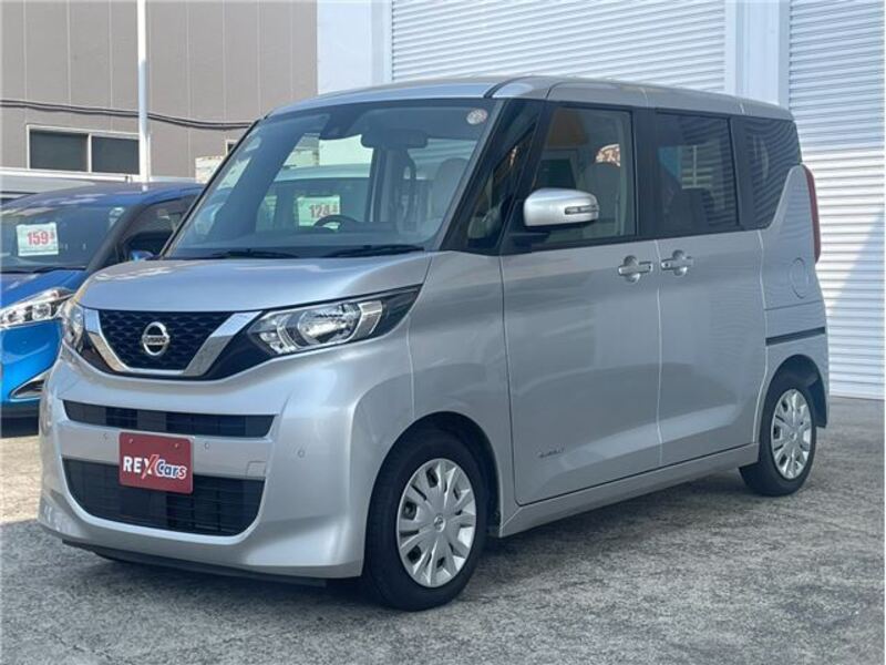 NISSAN ROOX