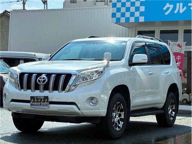 TOYOTA LAND CRUISER PRADO