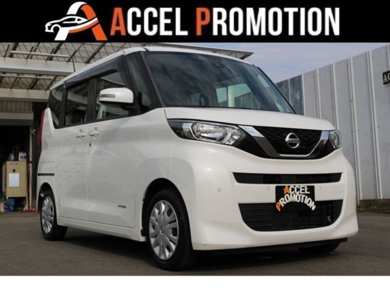 NISSAN ROOX