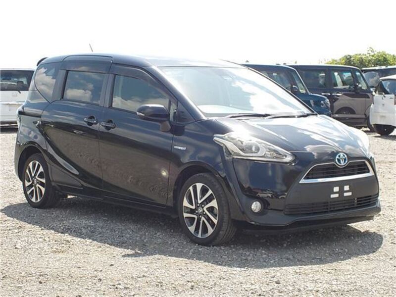TOYOTA SIENTA